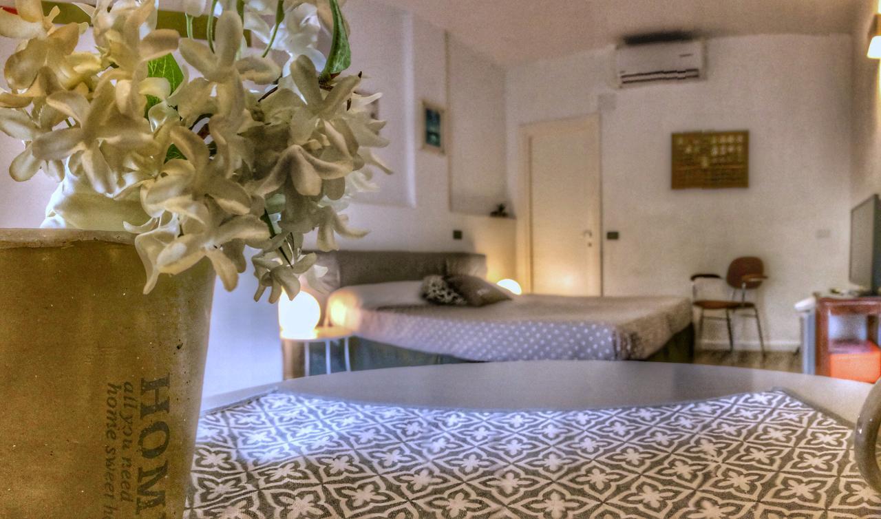 Sulla Via Delle Cinque Terre Hotel La Spezia Bagian luar foto