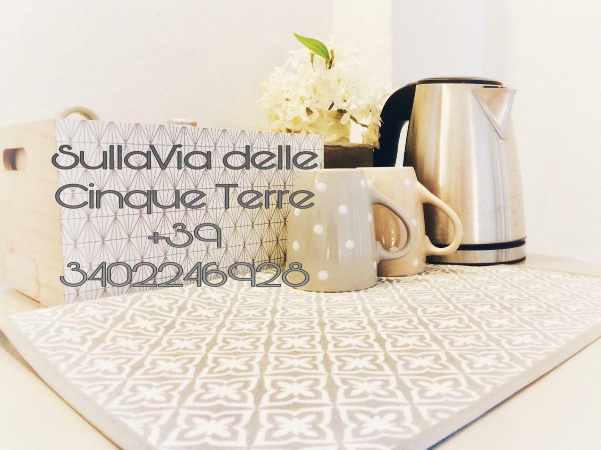 Sulla Via Delle Cinque Terre Hotel La Spezia Bagian luar foto